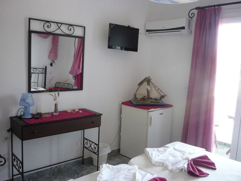 Hotel Anezina Adamantas  Esterno foto